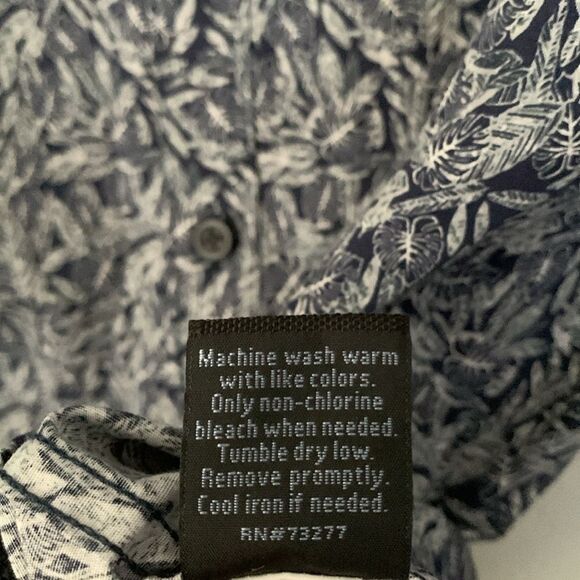 Marc Anthony Stretch Slim Fit Navy Floral Button Down Shirt Size L - Picture 8 of 9